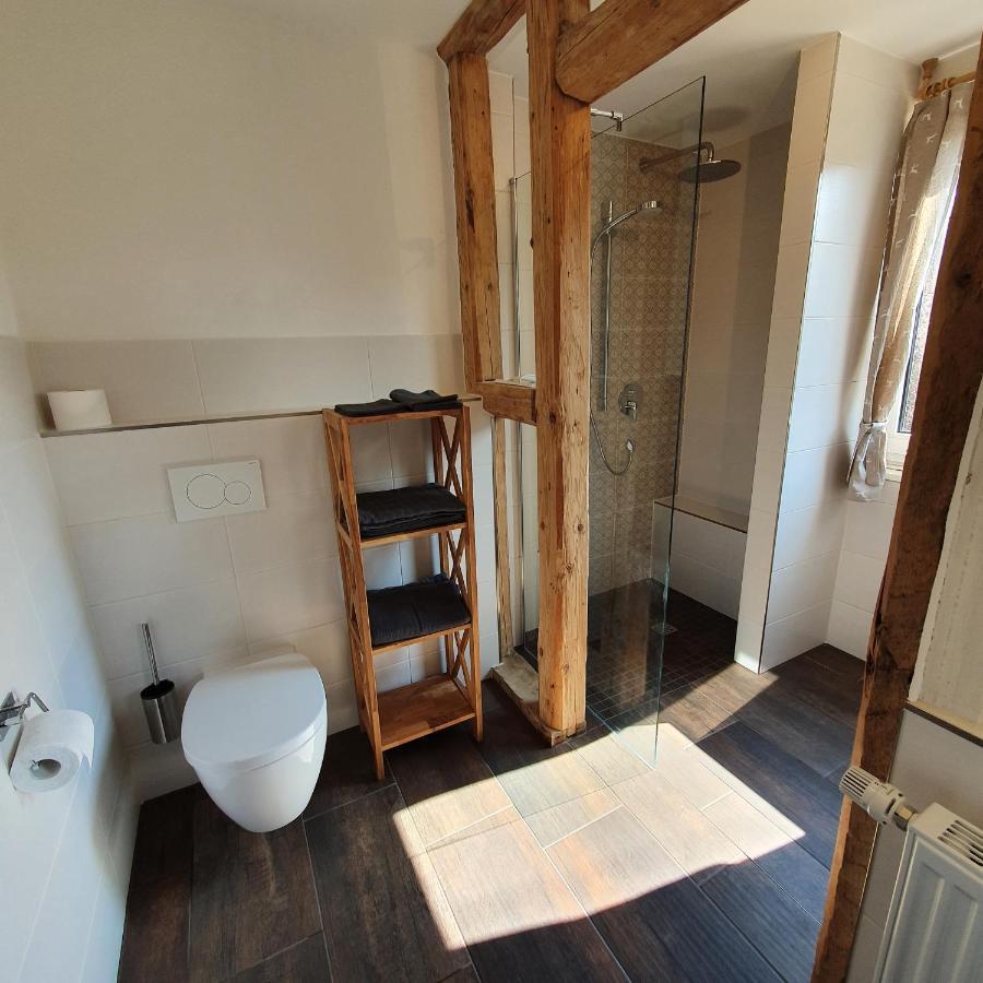 Alte Backstube - Ferienwohnung Huettenstube Und Ferienzimmer Auszeit Erkenbrechtsweiler 外观 照片