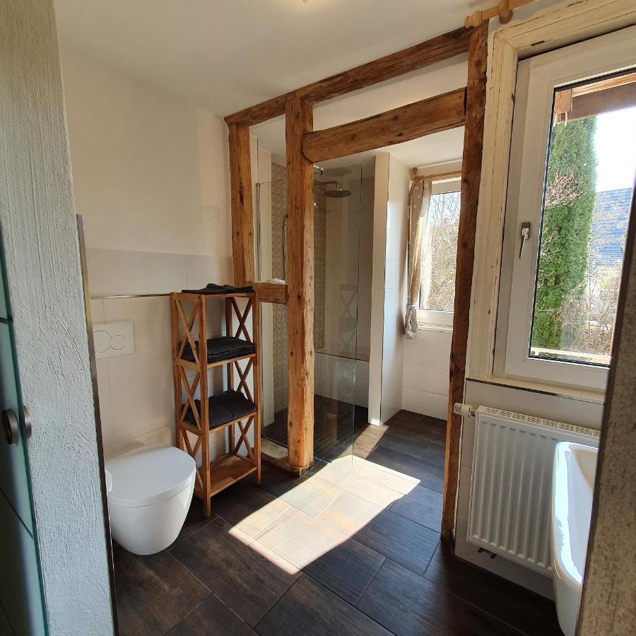 Alte Backstube - Ferienwohnung Huettenstube Und Ferienzimmer Auszeit Erkenbrechtsweiler 外观 照片
